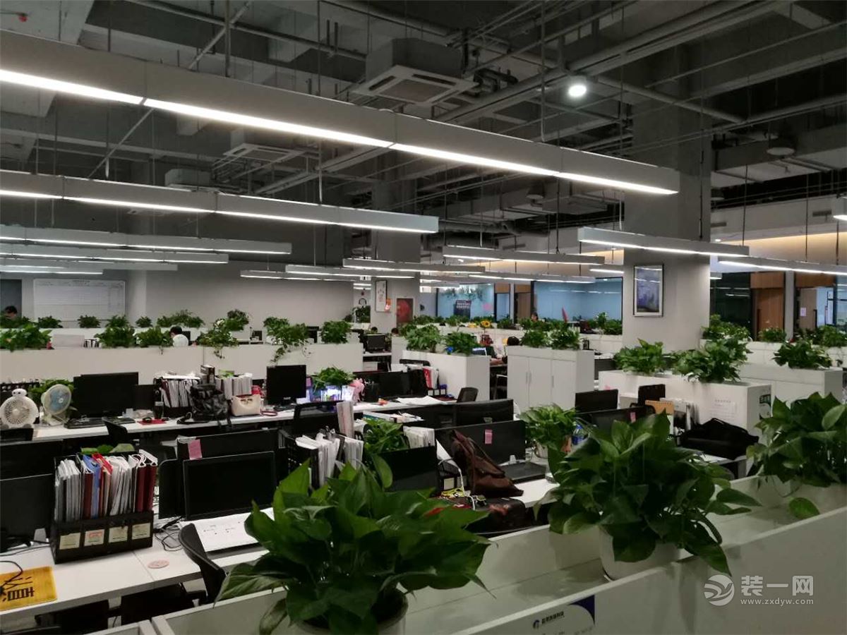 绍兴中博装饰公司的办公区域 绍兴中博装饰公司的办公区域